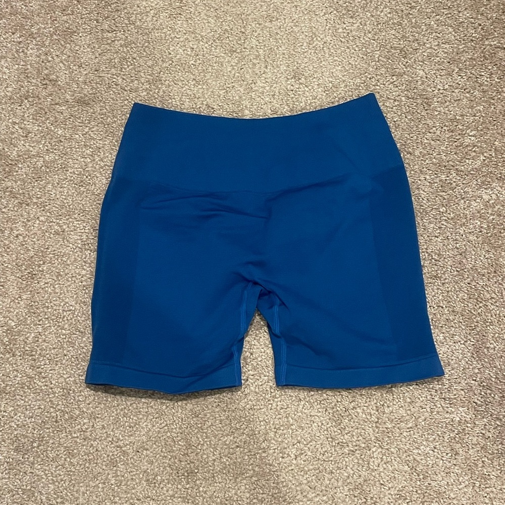 Sleek Blue Women's Athletic Bike Shorts